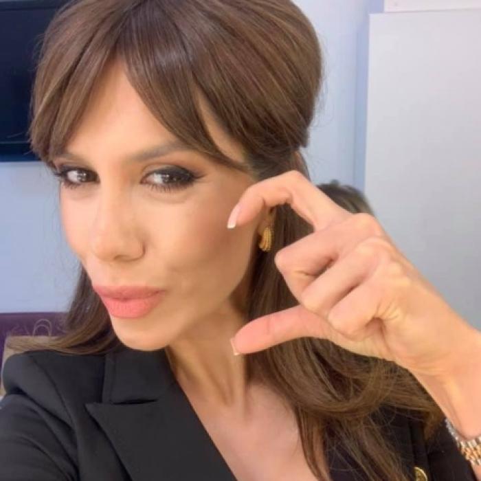 Denise Rifai, ÎNTREBARE pentru politicieni: "E ceva prin pantaloni au ba?? E maaaare deficitul!"