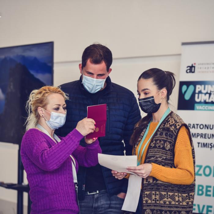 Români din Austria și Germania au venit la Timișoara pentru a se vaccina fără programare