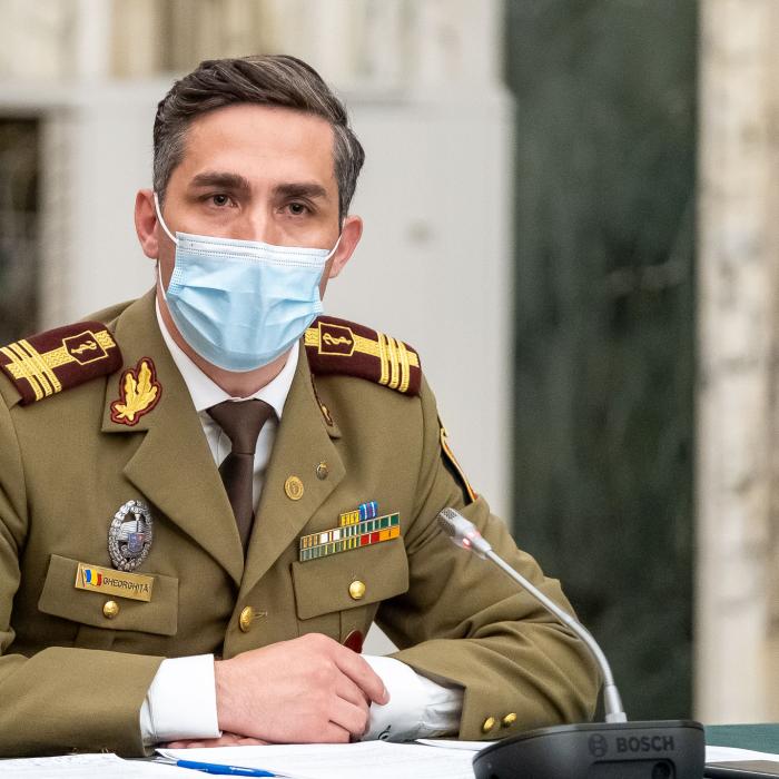 Campania de vaccinare la medicii de familie, începută cu stângul. Valeriu Gheorghiță e optimist