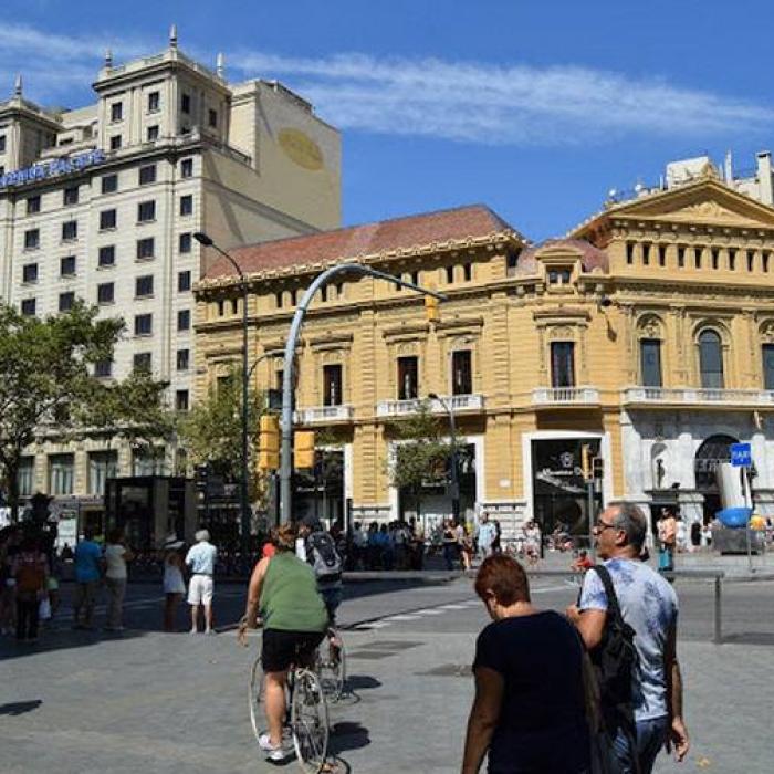 Spania a ridicat restricţiile. Experţii avertizează: "Pandemia nu s-a terminat încă"