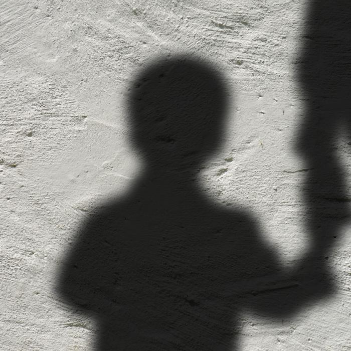 Copil de 3 ani, UCIS în bătaie de mamă. Micuțul avea mușcături pe tot corpul