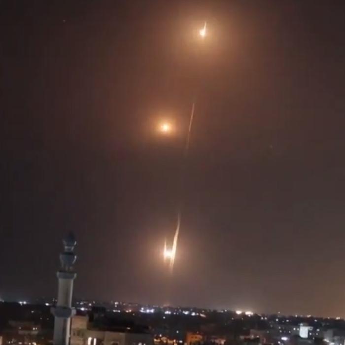 Hamas a lansat din nou zeci de rachete asupra Israelului