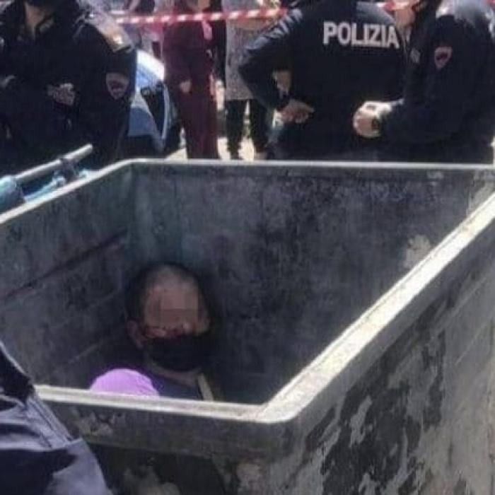 Italia. Copii cu vârste între 1 și 4 ani, malnutriți și abuzați de familie: Părinții și unchiul lor, linșați și aruncați în tomberon