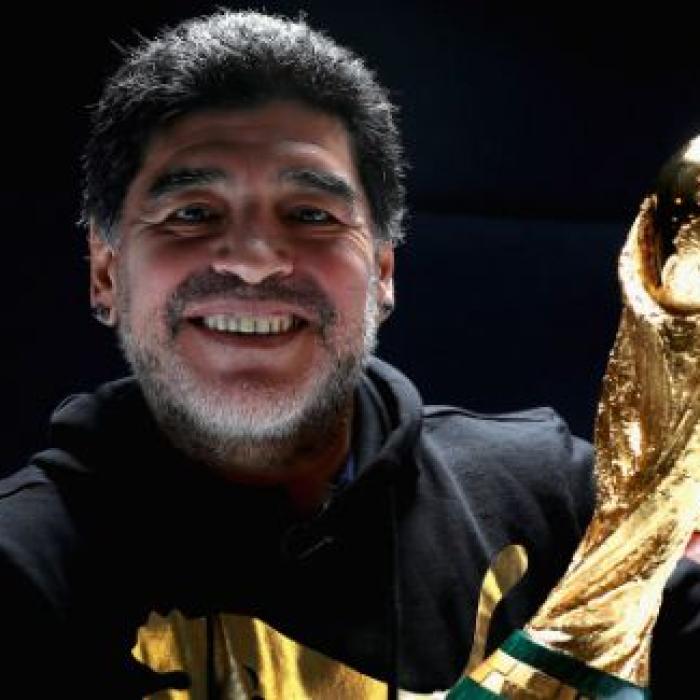 Şapte persoane cercetate pentru „omor cu premeditare”, după moartea lui Diego Maradona