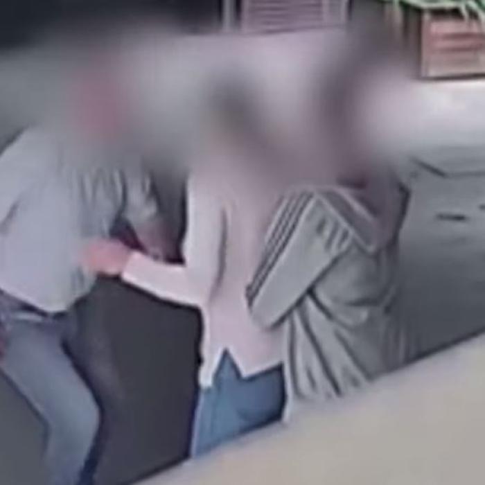 Spania. Bandă criminală, din care făceau parte șase români, destructurată. Infractorii furau de ceasuri de lux și bijuterii