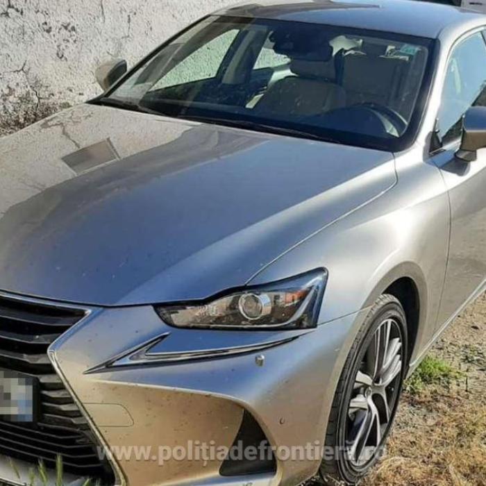 Autoturism, de 40.000 de euro, furat din Franța, depistat la frontieră. Șoferul român a rămas pieton