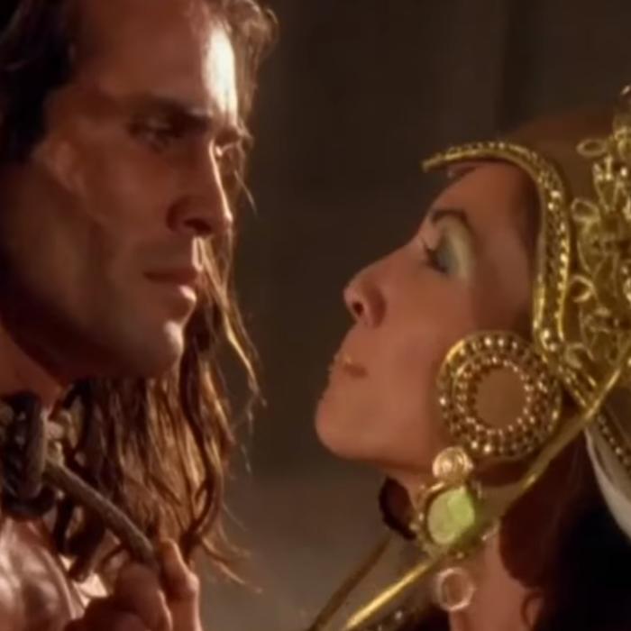 Joe Lara, vedeta din „Tarzan: The Epic Adventures”, mort într-un accident de avion