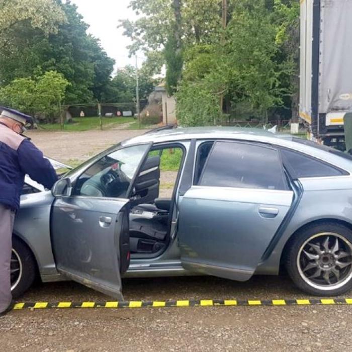 Audi A6, furat din Marea Britanie, descoperit la Botoşani 