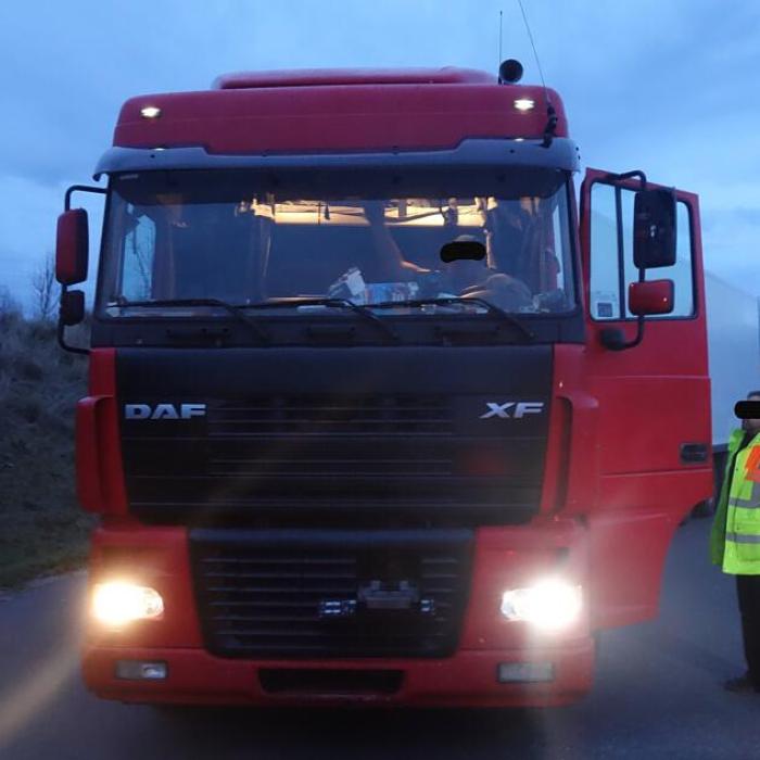 Germania. Șofer român, rupt de BEAT la volanul camionului. Polițiștii i-au luat permisul pe loc