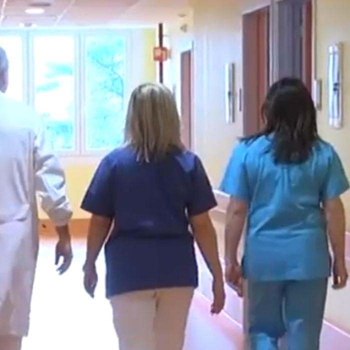 Spital dat în judecată de personalul său după ce a fost forţat să se vaccineze