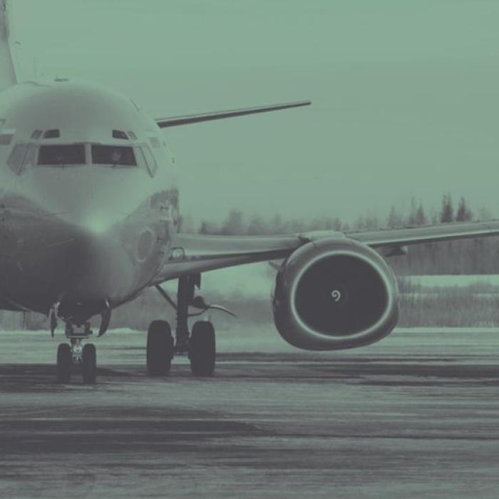 Bilete de avion cu doar 2 euro din mai multe oraşe ale ţării către Antalya, Corfu şi Zakynthos 