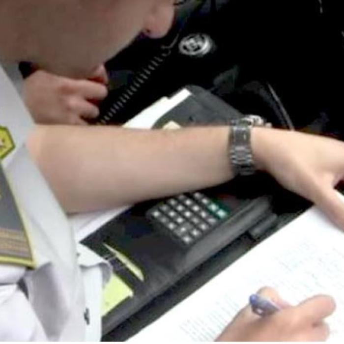 Italia. O româncă, la un pas să pună mâna pe 12.000 de euro.  Vigilența unui angajat al poștei i-a încurcat planurile