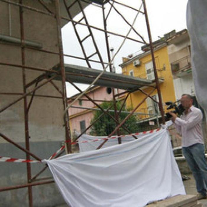 Italia. Român, mort în condiții suspecte în timp ce lucra, după ce a căzut de pe o schelă. Polițiștii au deschis o anchetă