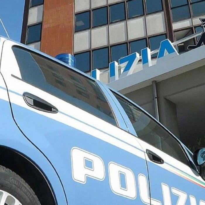 Italia. Un român beat s-a dat în spectacol într-o parcare. A fost săltat de carabinieri și dus în arest