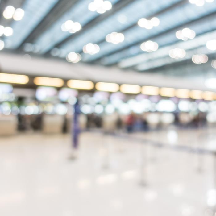 Atac cu un cuțit pe un aeroport din Germania. Cel puţin o persoană a fost rănită
