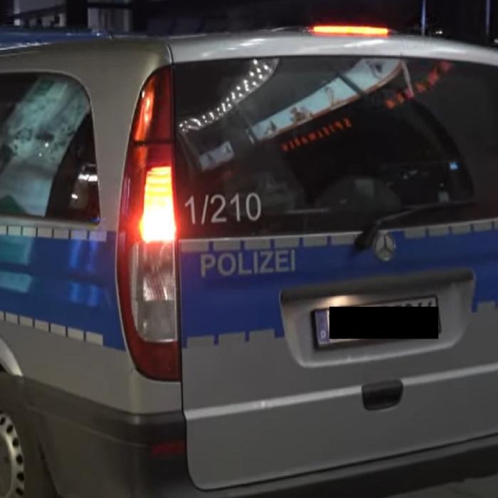 Germania. Un român a scos cuțitul într-un tren și a început să amenințe un grup de tineri pentru o sticlă cu apă