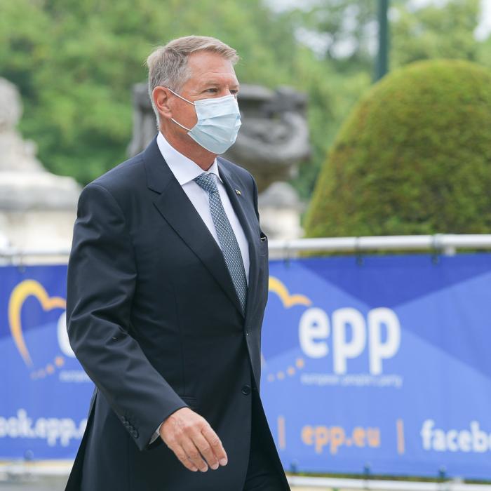Iohannis participă la la Summitul Inițiativei celor Trei Mări de la Sofia