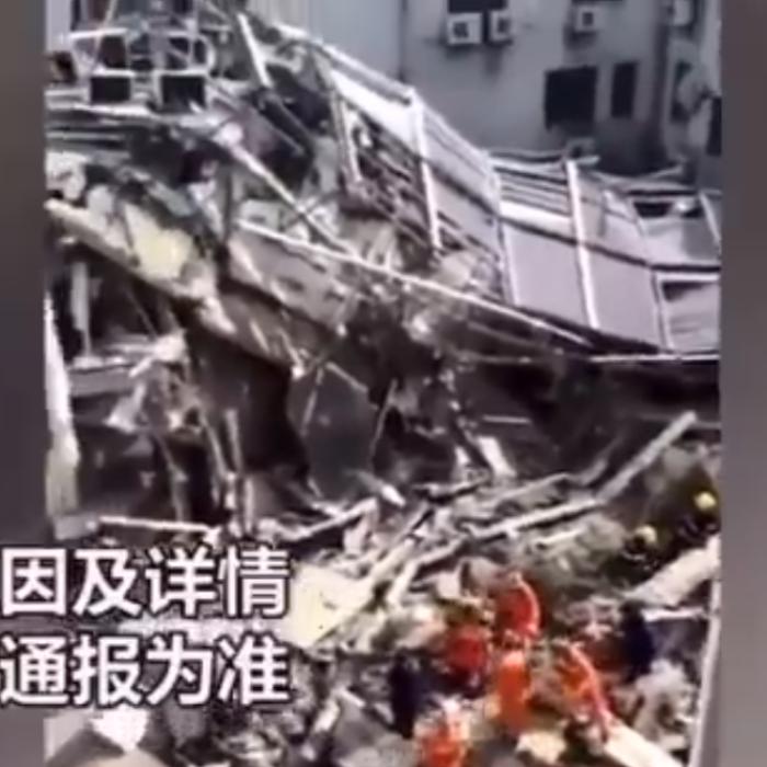 VIDEO - Un om a murit şi mai mulţi sunt daţi dispăruţi după prăbuşirea unui hotel în China