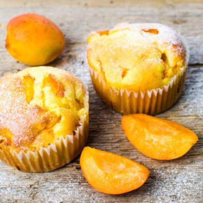 Brioșe moi cu caise. O porție are doar 100 de calorii. Un desert senzațional de parfumat  