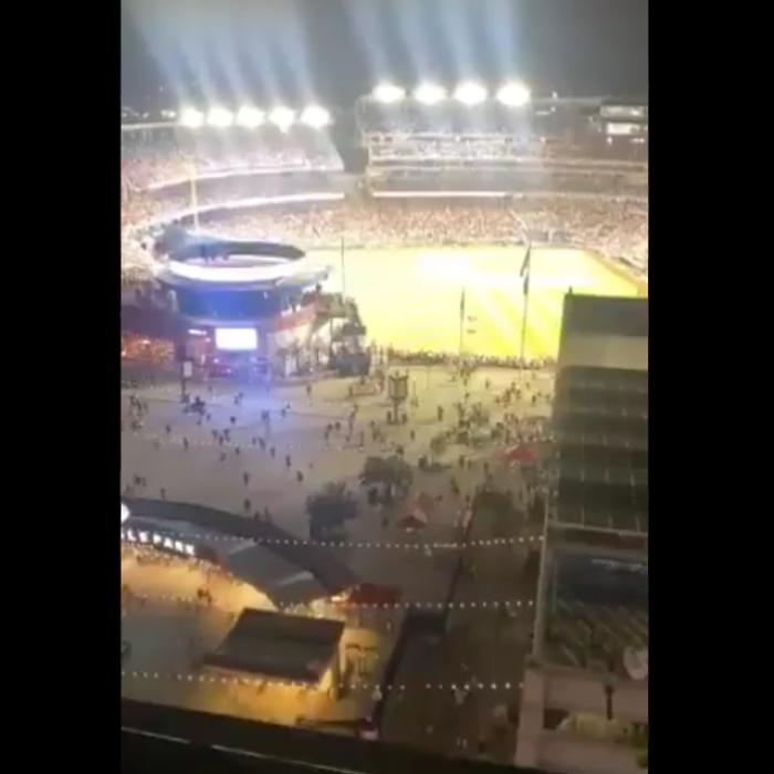SUA. Trei persoane, lovite de gloanţe lângă un stadion din Washington. Se juca un meci de baseball - VIDEO