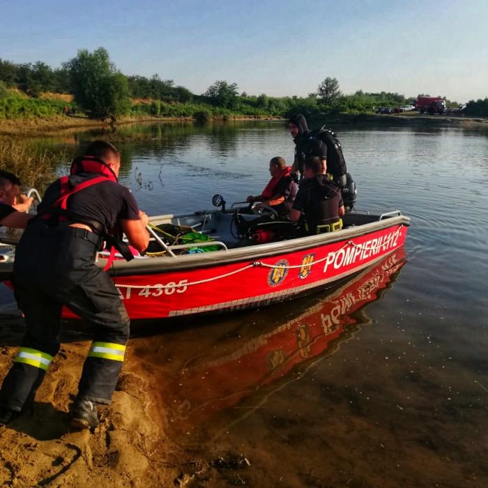 Unul dintre cei doi copii dispăruţi în râul Siret a fost găsit mort