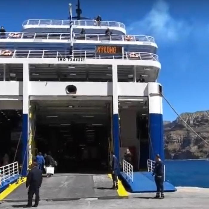 Grecia. Mii de turiști, opriți să se urce în feriboturi. Garda de Coastă îi verifică la sânge: „Controalele înainte erau inadecvate”