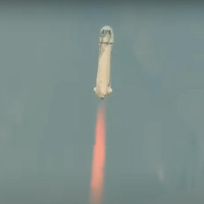 Imagini VIDEO cu lansarea capsulei New Shepard, a lui Jeff Bezos