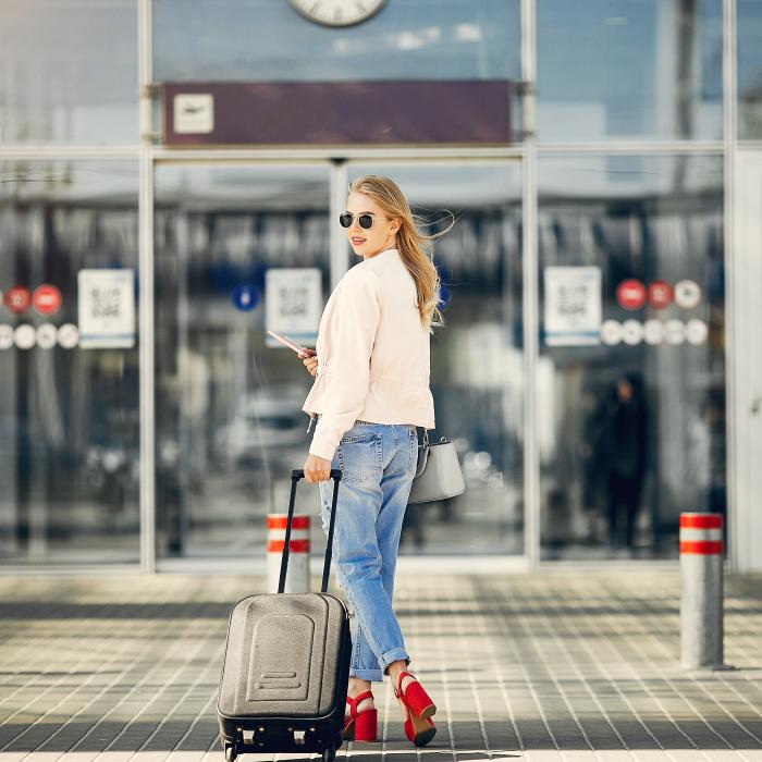 Românii care călătoresc în Grecia trebuie să fie atenți! Probleme pentru cei care completează formularul solicitat la intrarea în țară