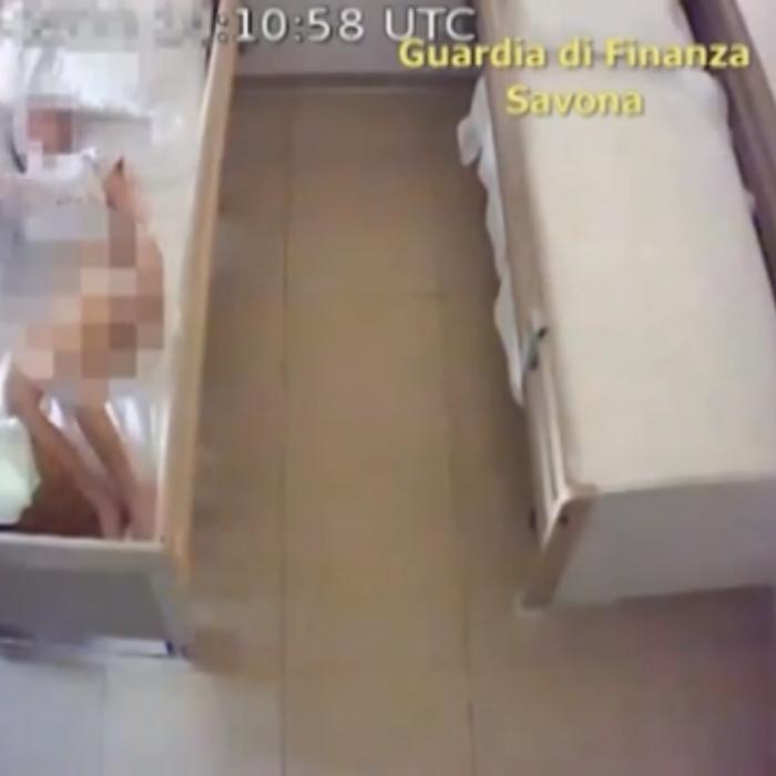 Italia. Româncă acuzată de maltratarea bătrânilor neputincioși pe care îi avea în grijă: „Ai tăi nu mai vin, la tine vine doar moartea”