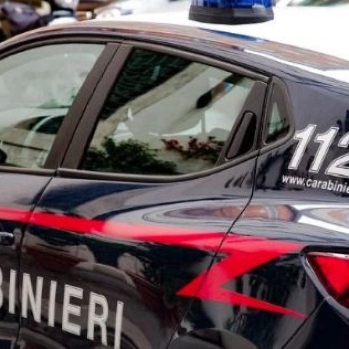 Italia. Doi hoți români au spart o casă, dar unul dintre ei și-a uitat telefonul la locul faptei