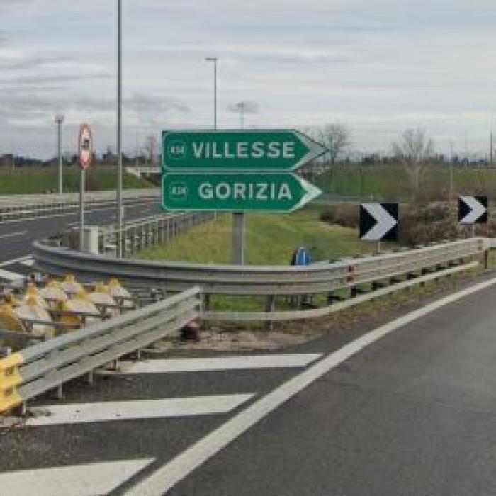Român blocat la granița cu Slovenia, când încerca să fugă din Italia alături de alți compatrioți: A ajuns direct în arest