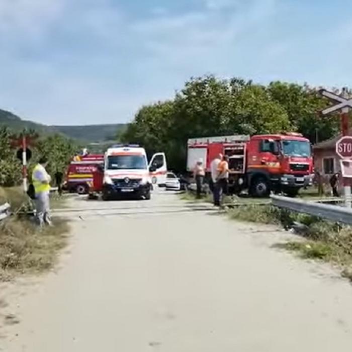 Șoferul microbuzului care a provocat accidentul din Cluj, reținut. O româncă a murit