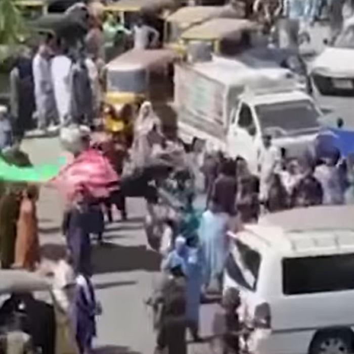 Al-Qaida îi felicită pe talibani pentru cucerirea Afganistanului