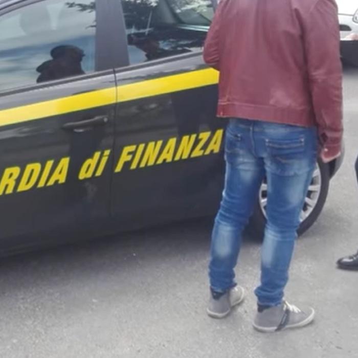 Italia. Români, înșelătorie de sute de mii de euro. Cum acționau ca să obțină ușor șomaj sau indemnizații