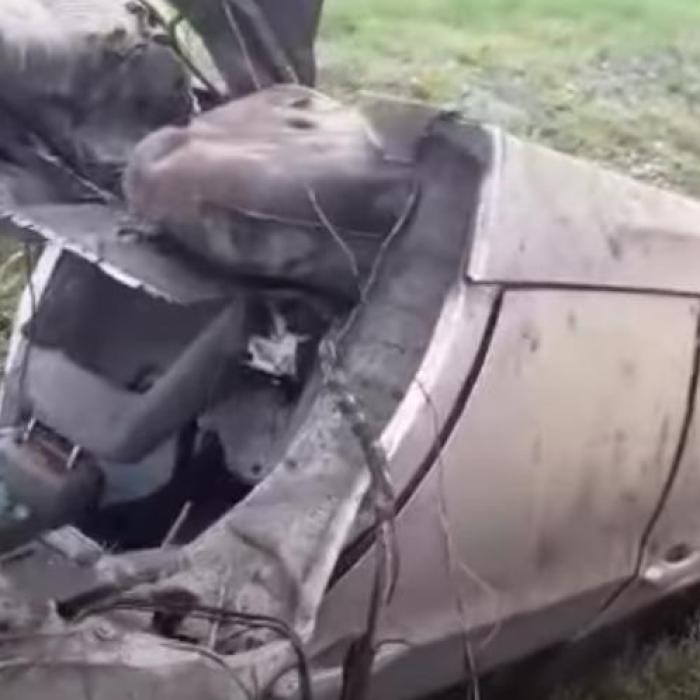 Detalii ȘOCANTE după accidentul de la Iași. Mașina, ruptă în două, era SUDATĂ din alte două mașini