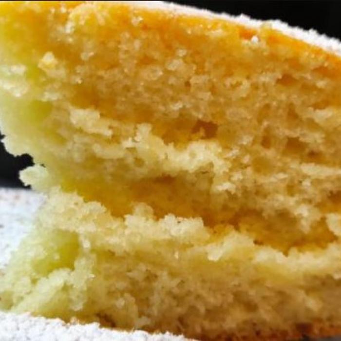 Chec cu lapte, gata în câteva minute. Este atât de bun, încât îl vei face în fiecare zi. O felie are doar 150 de calorii
