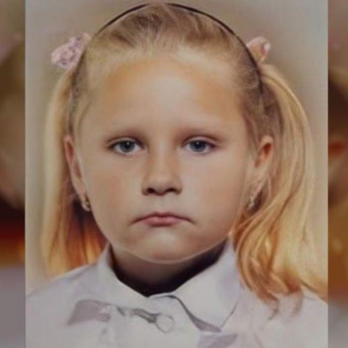 O fetiță de 9 ani a fost găsită moartă, îngropată în subsolul unui bloc. Victoria fusese dată dispărută de 3 luni - Video