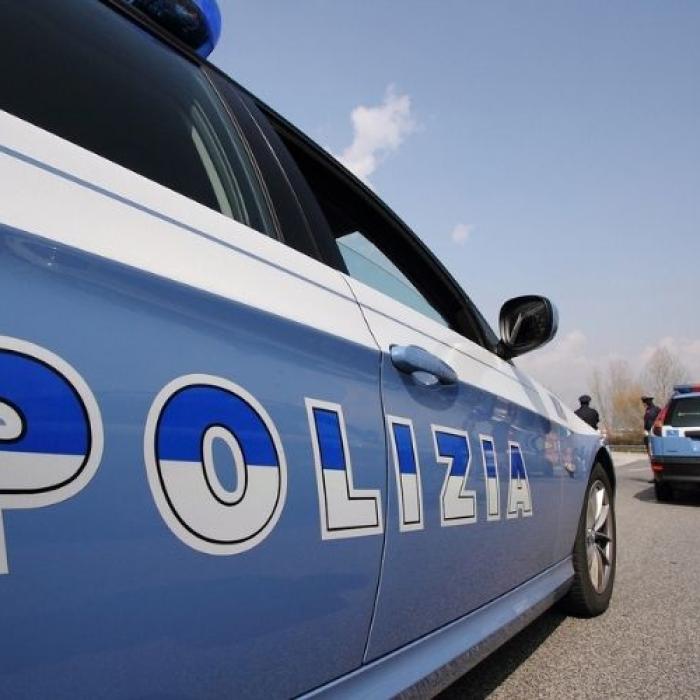 Trei mecanici au fost înjunghiați într-un service de pe Via Dolcetta din Cagliari