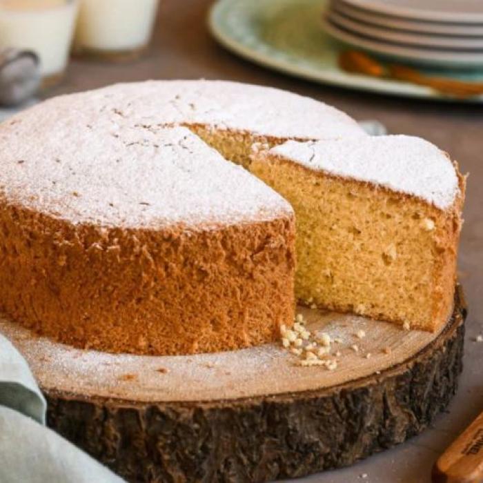 Tort Margherita sau pandișpan italian. Un desert delicios dintr-un minim de ingrediente. Pufos, umed și gustos