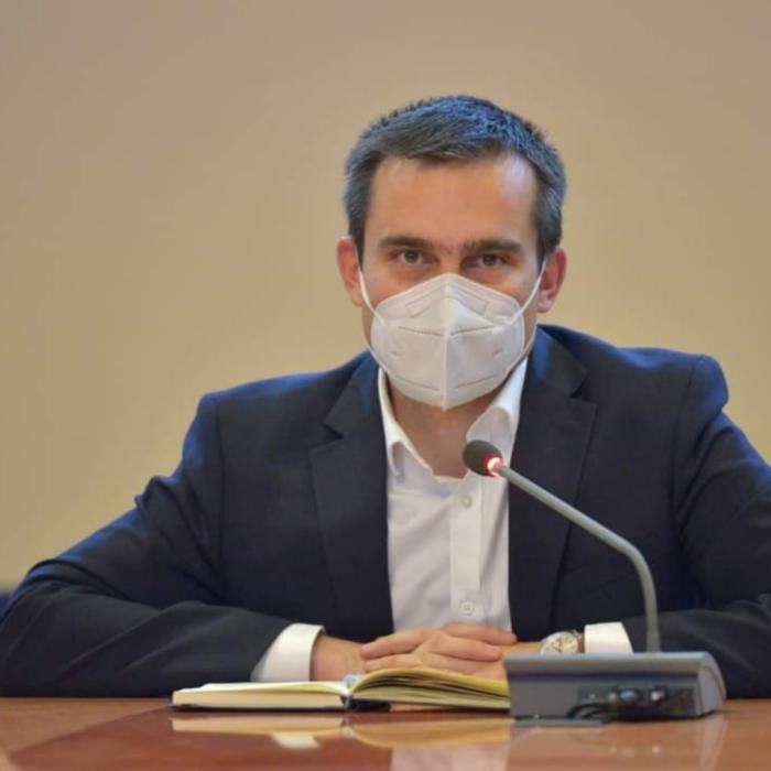 Tensiunile politice continuă. La Brașov, liberalii vor alianță cu PSD