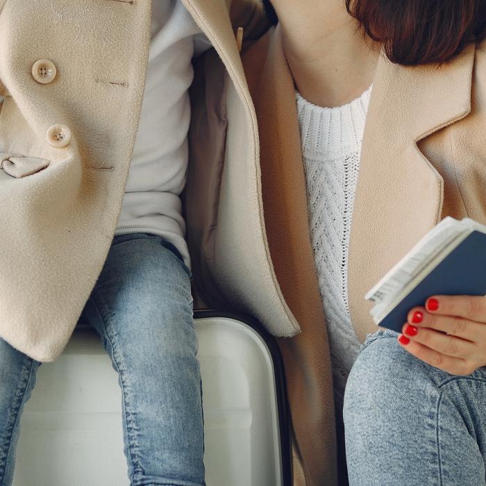 Italia. Mamă româncă, acuzată că și-ar fi răpit fetița de 4 ani: Interceptate într-un zbor spre România