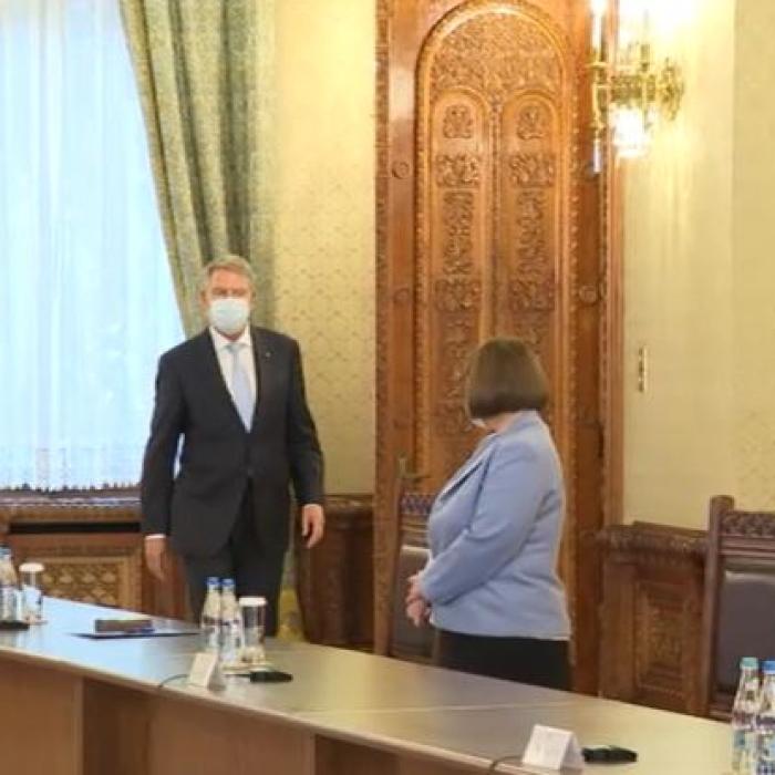 Consultări la Cotroceni. Preşedintele Iohannis discută cu delegaţia UDMR
