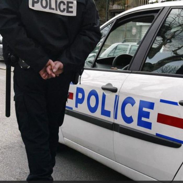 Franța. Un tânăr român de 19 ani a semănat panică într-un oraș: A început să amenințe oamenii pe stradă cu un pistol
