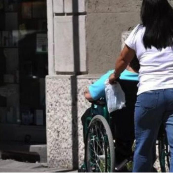 Pensia pentru badantele românce din Italia: Ghid de calcul. Află ce pensie ai putea încasa