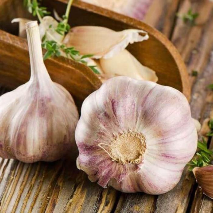 Rețetă miraculoasă împotriva osteohondrozei și artritei. Aveți nevoie neapărat de usturoi și ulei