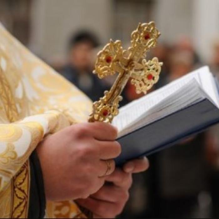 Preafericitului Părinte Cardinal Lucian anunță slujbe în toate bisericile pentru oprirea pandemiei