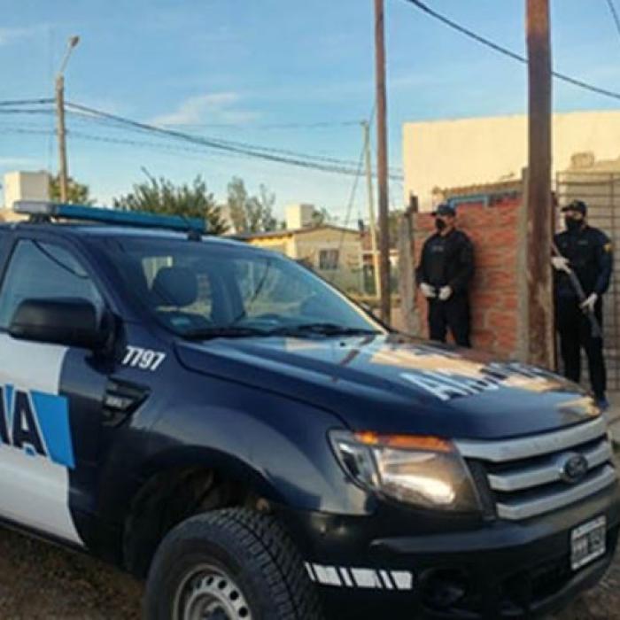Spania. O româncă a ajuns în cătușe după ce a înșelat mai multe persoane. Femeia vindea, online, mașini inexistente