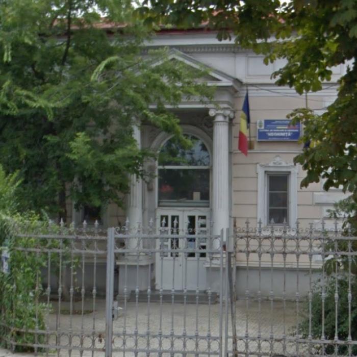 Poliția a descins la un Centru de Vaccinare din Sectorul 2. S-ar fi emis peste 150 de Certificate Verzi false