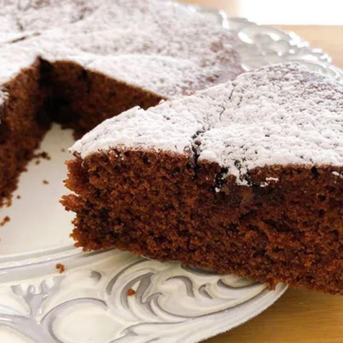 Prăjitura rapidă cu cacao și Nutella, la cuptorul cu microunde. Fără ouă și fără unt, este gata în 8 minute