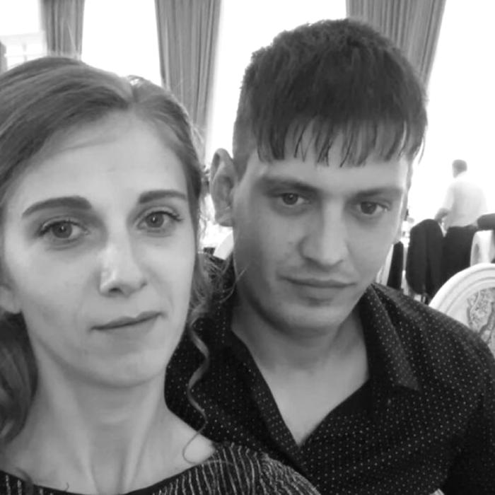Familie de români, ucisă într-o secundă. Claudia și Marius au muncit o viață în străinătate pentru o viață mai bună. Fetița lor a rămas orfană